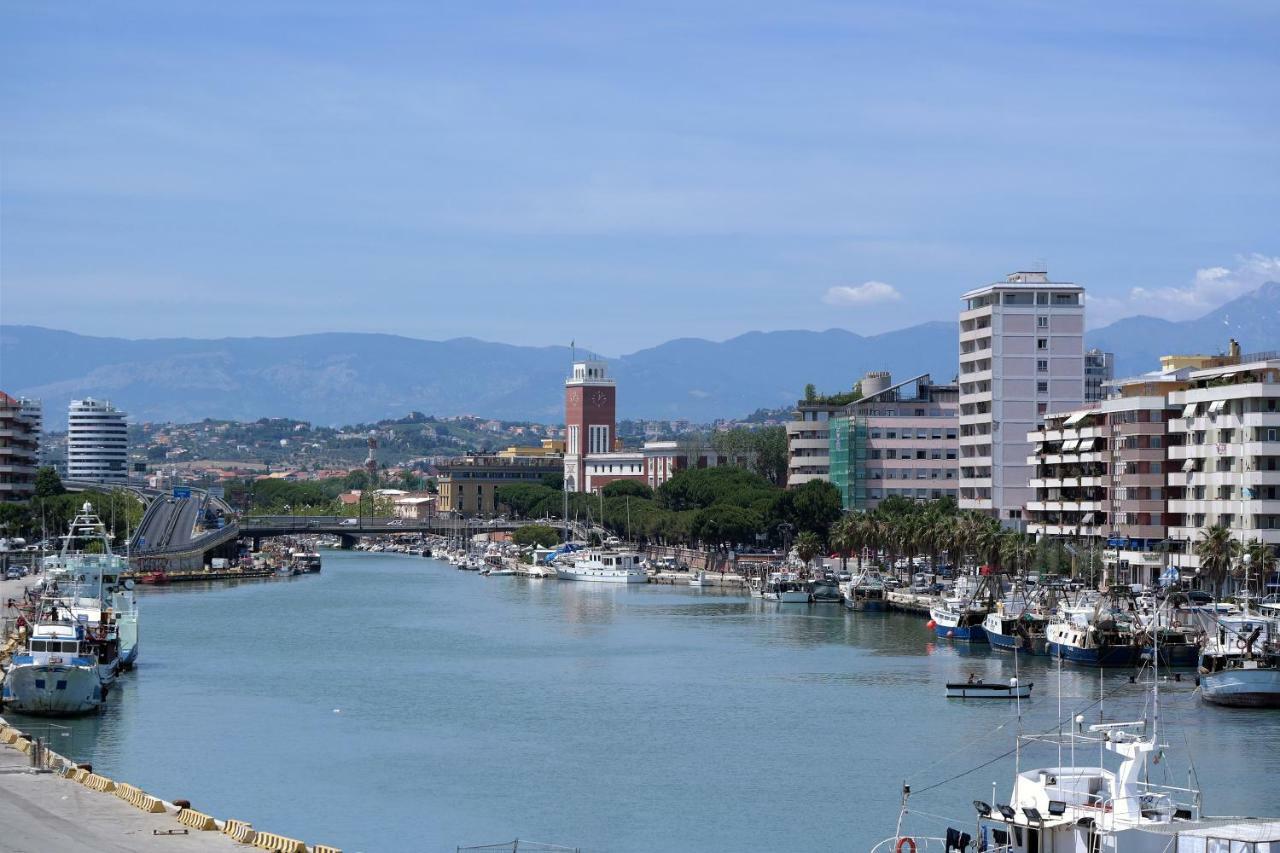 Suites Rome Pescara Eksteriør bilde